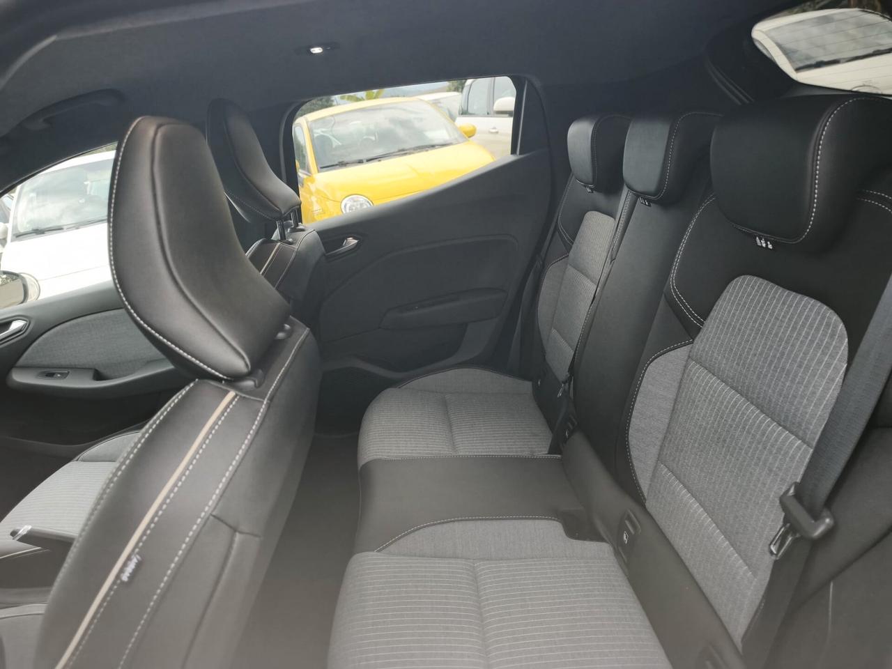 RENAULT CLIO TCE 90CV TECHNO+