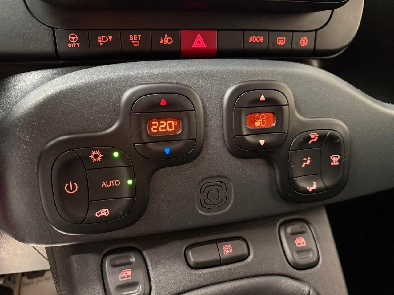 Fiat Panda City Cross Panda 1.0 firefly hybrid City Cross s&s 70cv 5p.ti