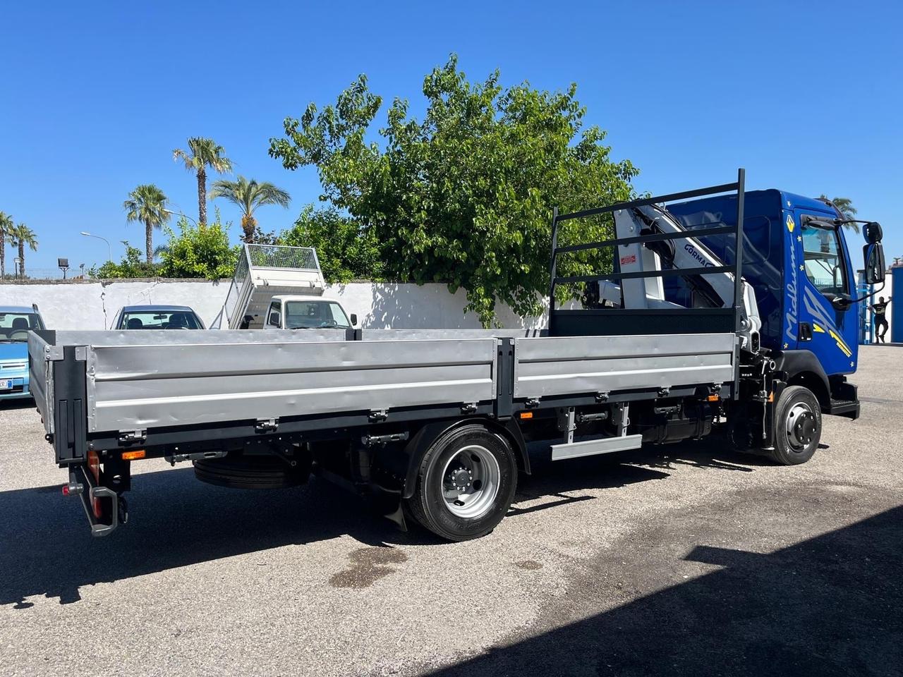 Renault midlum 100/220-6.2/214 cv-cass. Con gru -2003