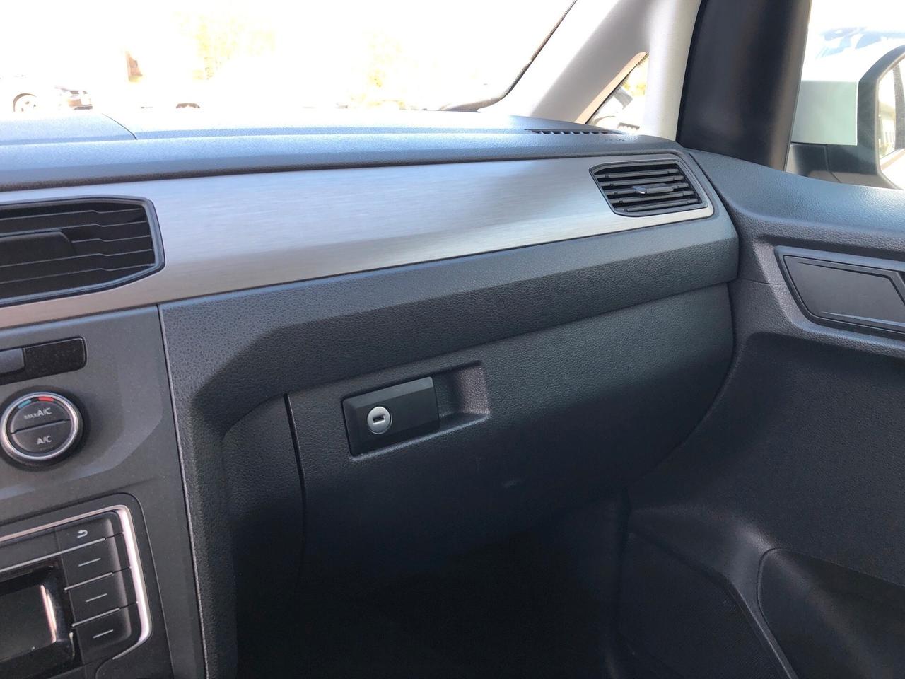 Volkswagen Caddy 2.0 TDI 102 CV COMF. N1 5 POSTI AUTOCARRO