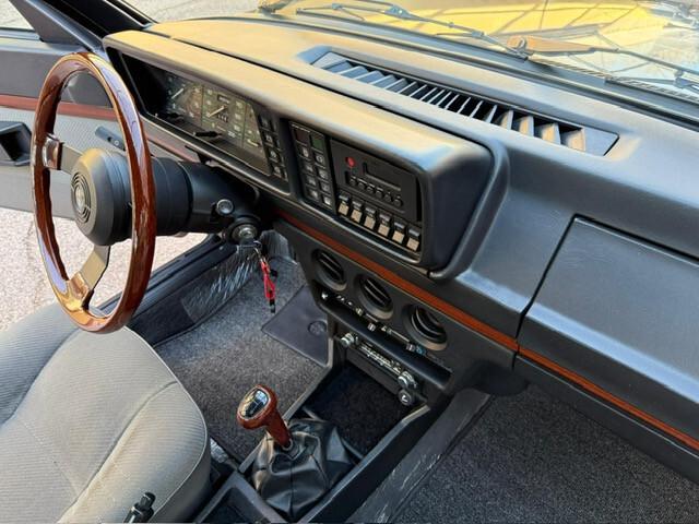 Alfa Romeo Alfetta Quadrifoglio Oro 2.0i "SOLO 32.000 KM"