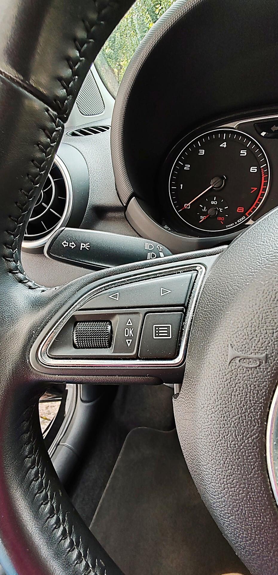 Audi A1 1.2 FSI Attraction 2013 Ok Neopatentati