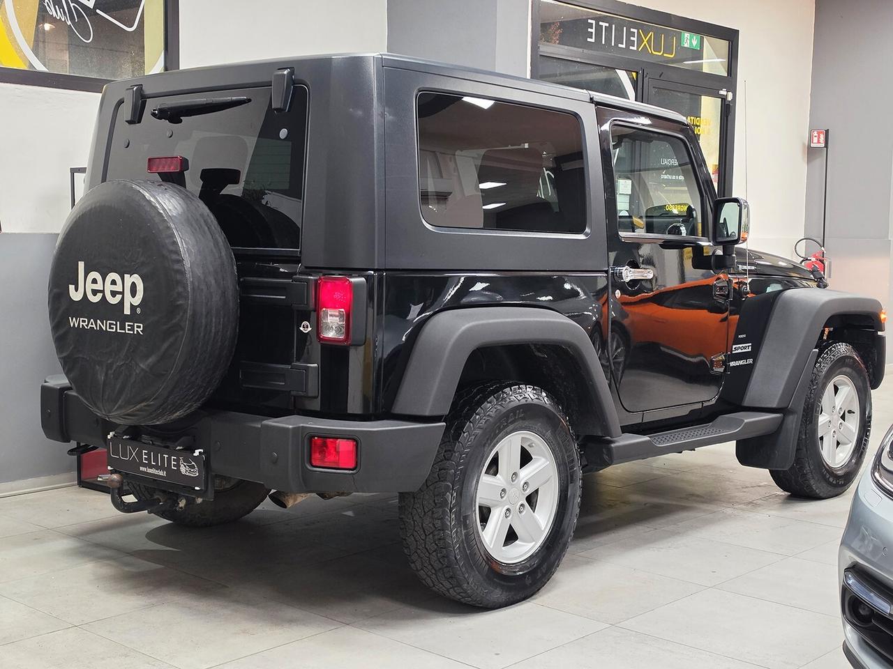 Jeep Wrangler III 2007 3p 2.8 crd Sahara auto INTERNI ROSSI _ HARD + SOFT TOP _ GARANZIA 12 MESI _ GANCIO TRAINO OMOLOGATO