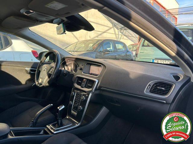 VOLVO V40 D2 Business Navi