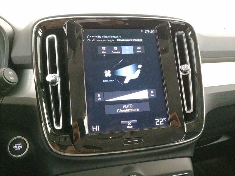 Volvo XC40 1.5 t2 Momentum auto my21