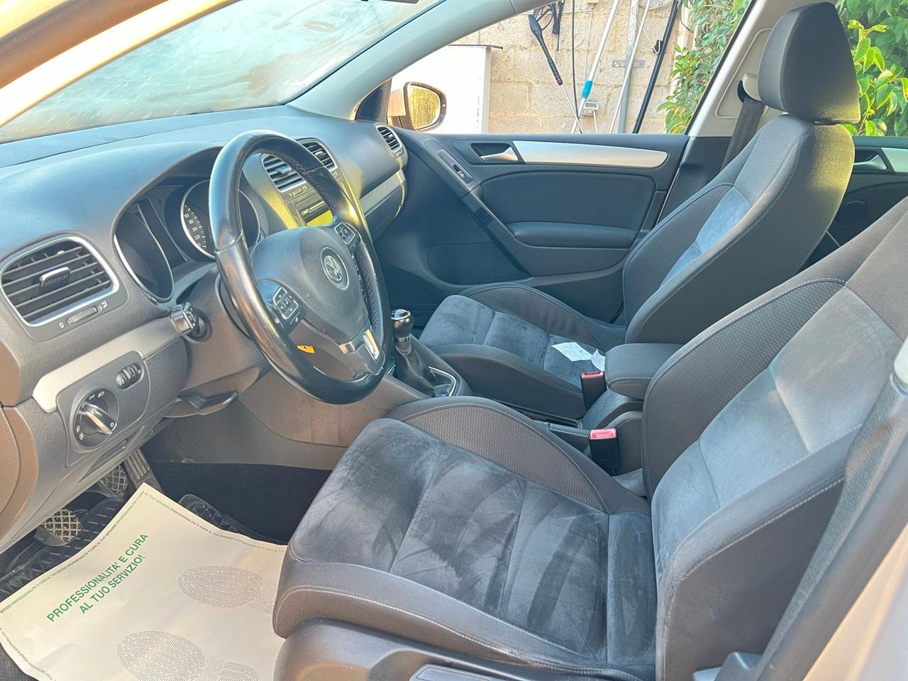 Volkswagen Golf 1.6 TDI 105 cv 5p. Comfortline