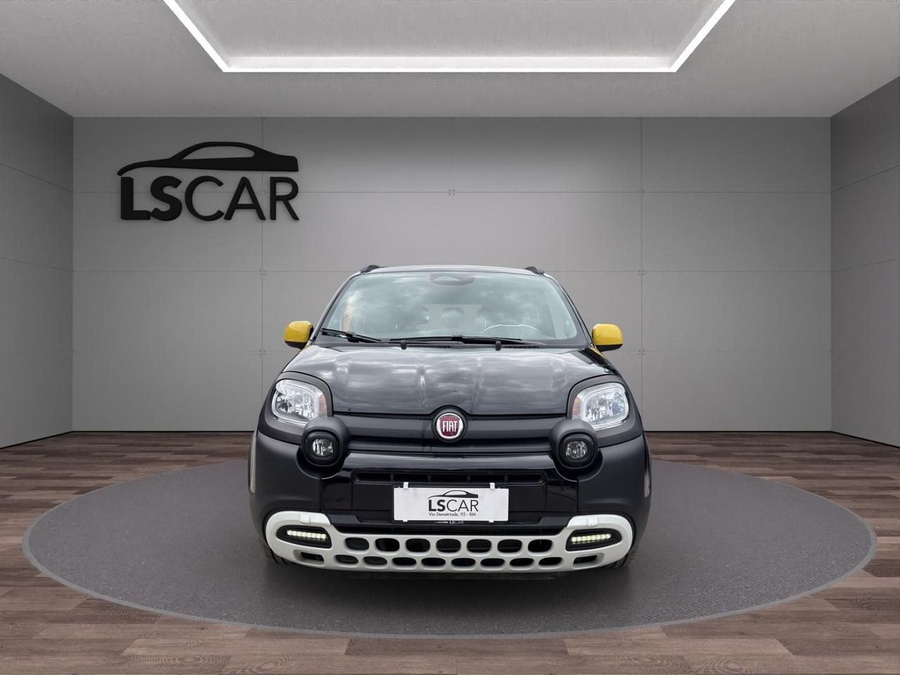 Fiat - Pandina Cross 1.0 firefly hybrid