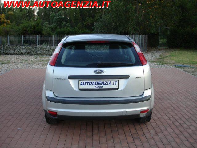 FORD Focus 1.6 TDCi (90CV) 5p. (POCHI KM)