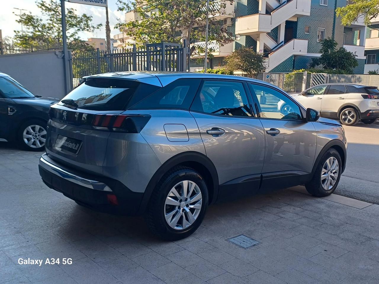 Peugeot 3008 BlueHDi 130 S&S EAT8 Allure
