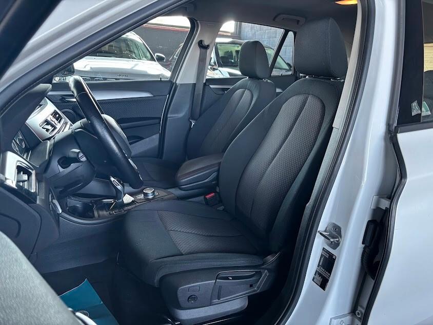 Bmw X1 sDrive18i Advantage 136CV