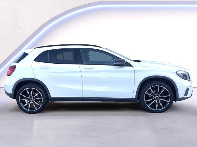 MERCEDES-BENZ GLA 200 2.2 d 136 CV Automatic 4Matic Premium