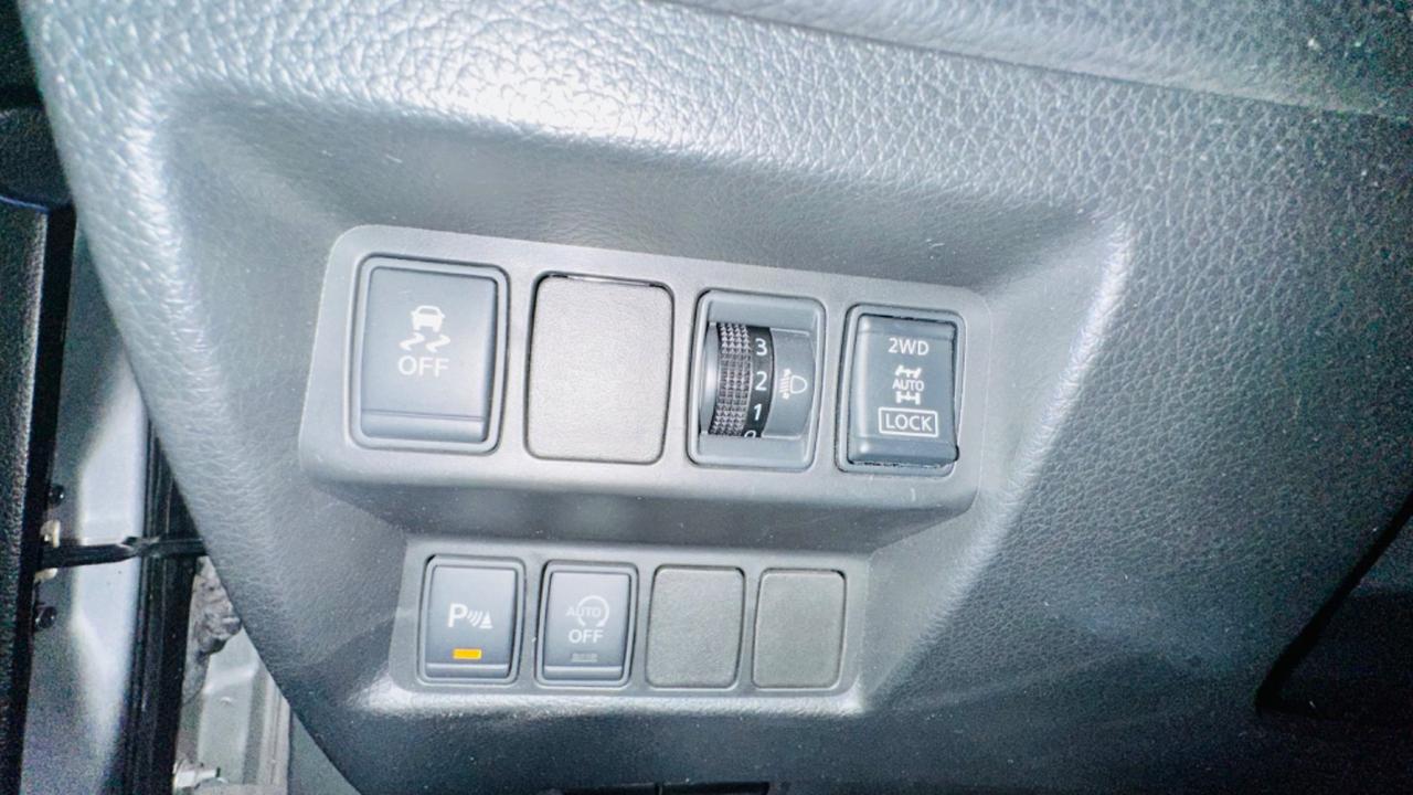 Nissan Qashqai 1.6 dCi 4x4 Tekna. Tagliandi certificati