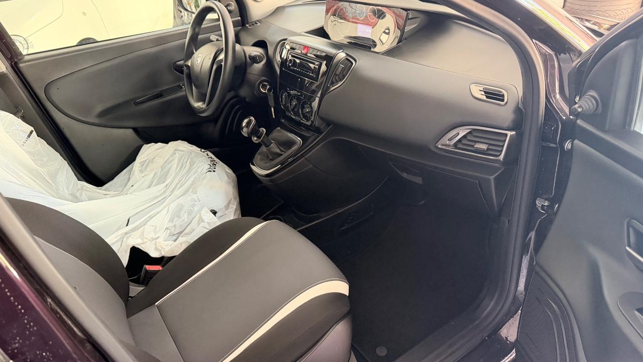 Lancia Ypsilon 1.2 69 CV 5 porte Elle