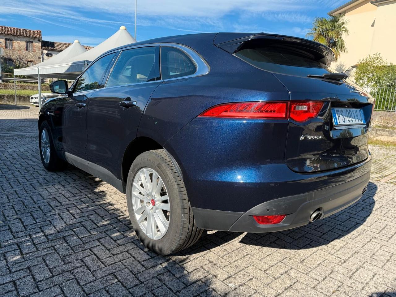 Jaguar F-Pace 2.0 D AWD