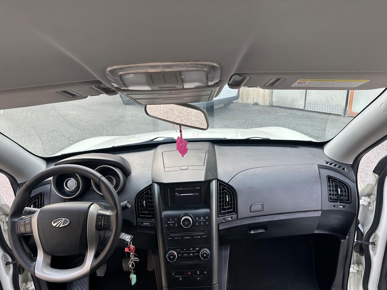 Mahindra XUV500 2.2 16V FWD W6 4x4 pochi km