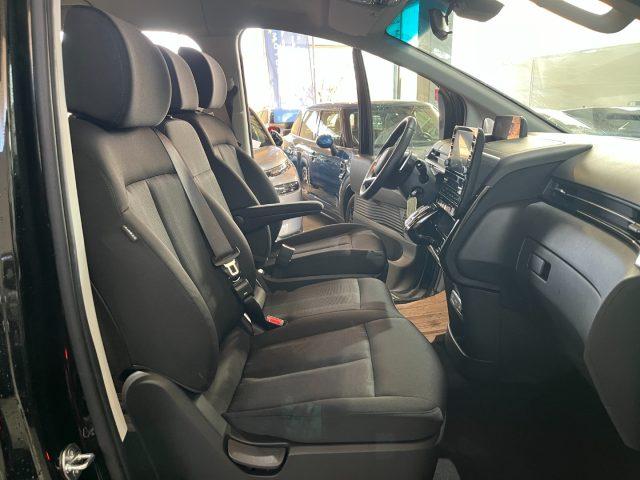 HYUNDAI Staria 2.2 AT AWD 4X4 9 posti Wagon cambio autom. 177cv