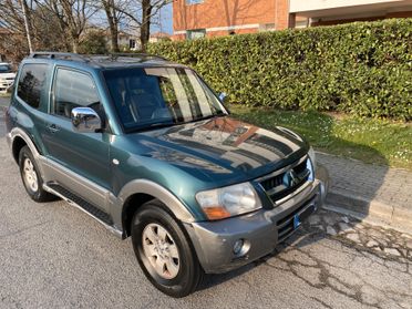 Mitsubishi Pajero 3.5i GDI V6 24V cat 3p. GLS2