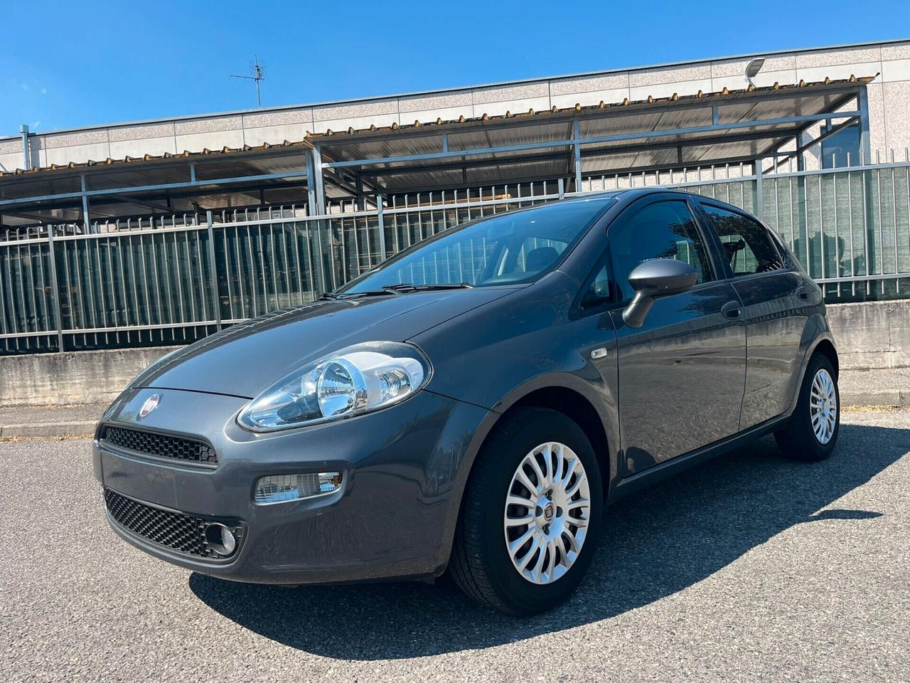Fiat Punto 1.2 8V 5p solo 22.000 km