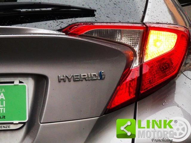TOYOTA C-HR 1.8 Hybrid E-CVT Business