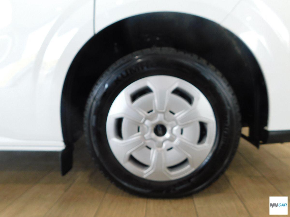 FORD - Transit Custom 320 L2 H1 2.0 136CV TRENDLINE