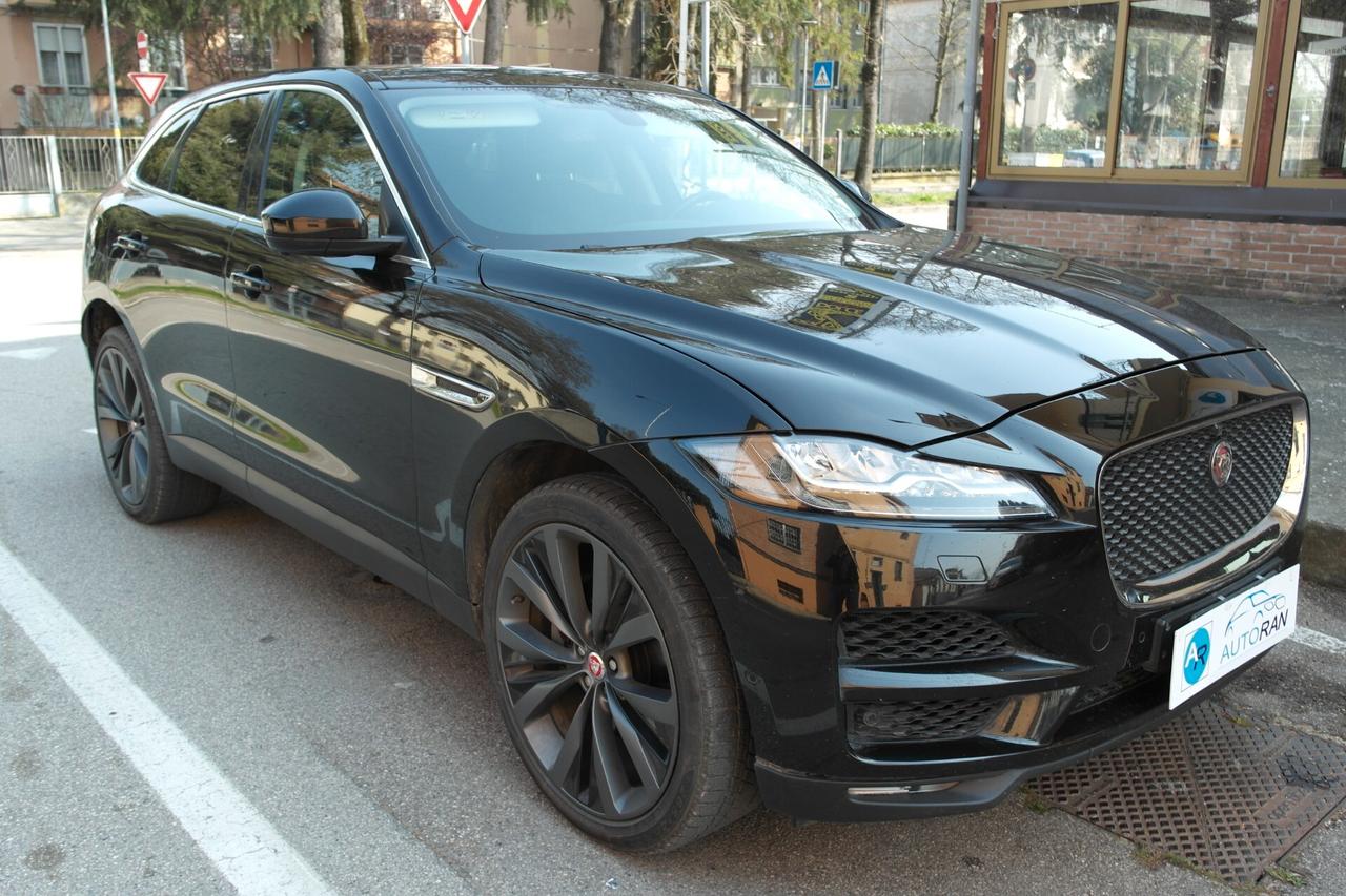 Jaguar F-Pace 3.0 D V6 300 CV AWD aut. Prestige