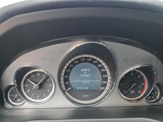 MERCEDES-BENZ E 250 CDI Coupé BlueEFFICIENCY Avantgarde