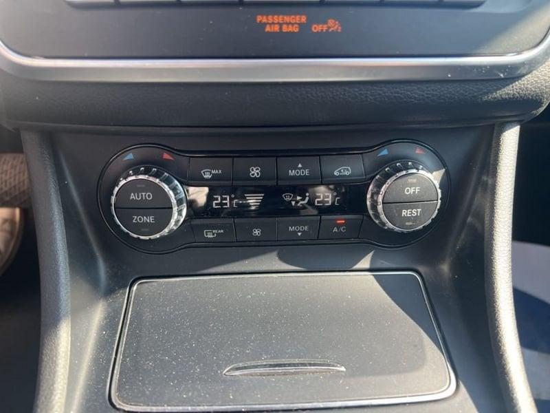 Mercedes-Benz GLA 180 SPORT AUTO