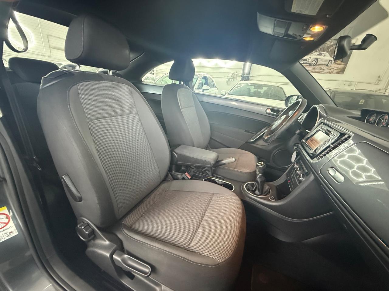Volkswagen Maggiolino 1.6 TDI Design