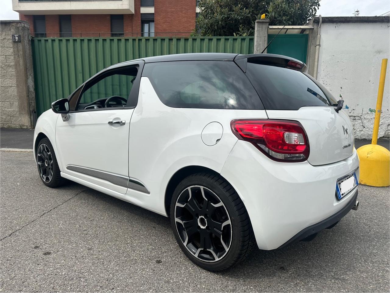 Ds DS3 3 1.6 VTi 120 aut. Just Black