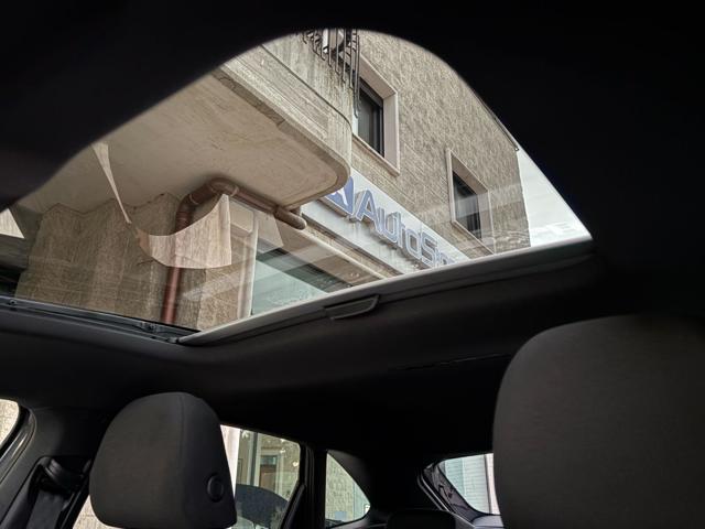 VOLKSWAGEN Taigo 1.0 TSI 110 CV DSG R-Line TETTO APR/PAN