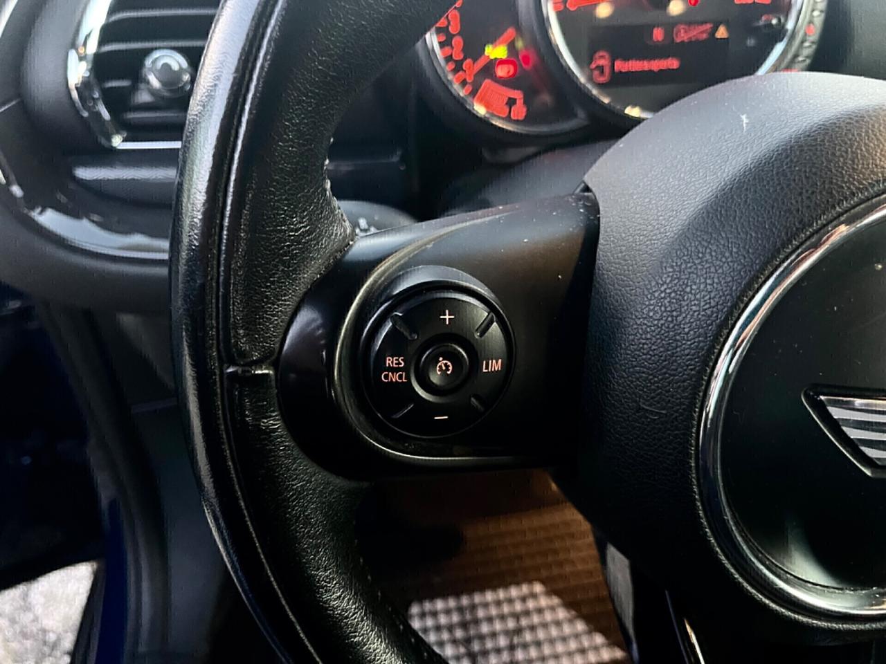 Mini One Clubman Mini 1.5 CRONOLOGIA TAGLIANDI