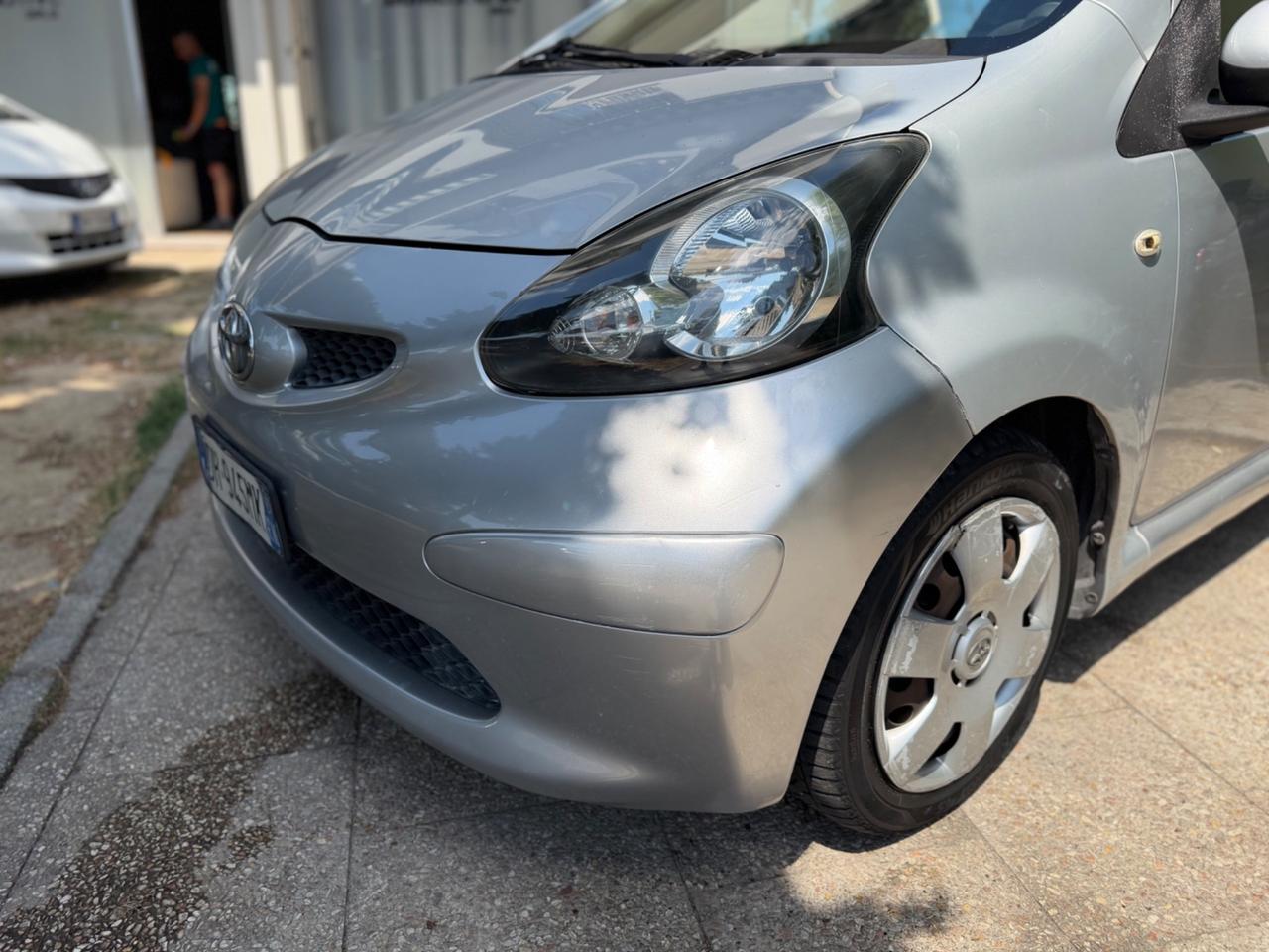 Toyota Aygo 1.0 12V VVT-i 5 porte