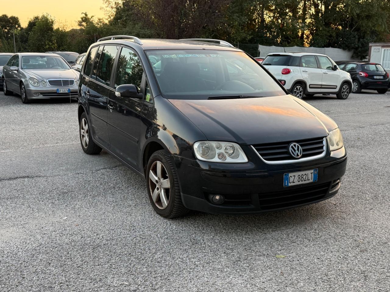 Volkswagen Touran 2.0 TDI DPF DSG Trendline
