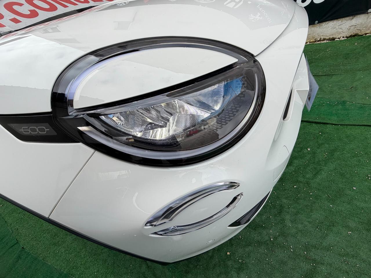 Fiat 600 2025 Hybrid 136 CV DCT MHEV Icon LEGGI TUTTO!