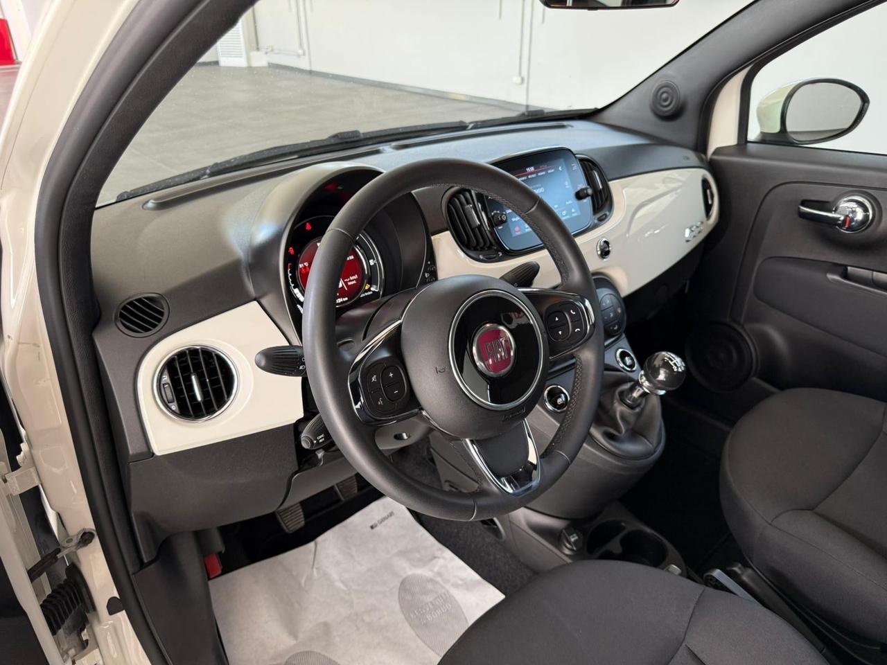 Fiat 500 1.0 Hybrid Dolcevita