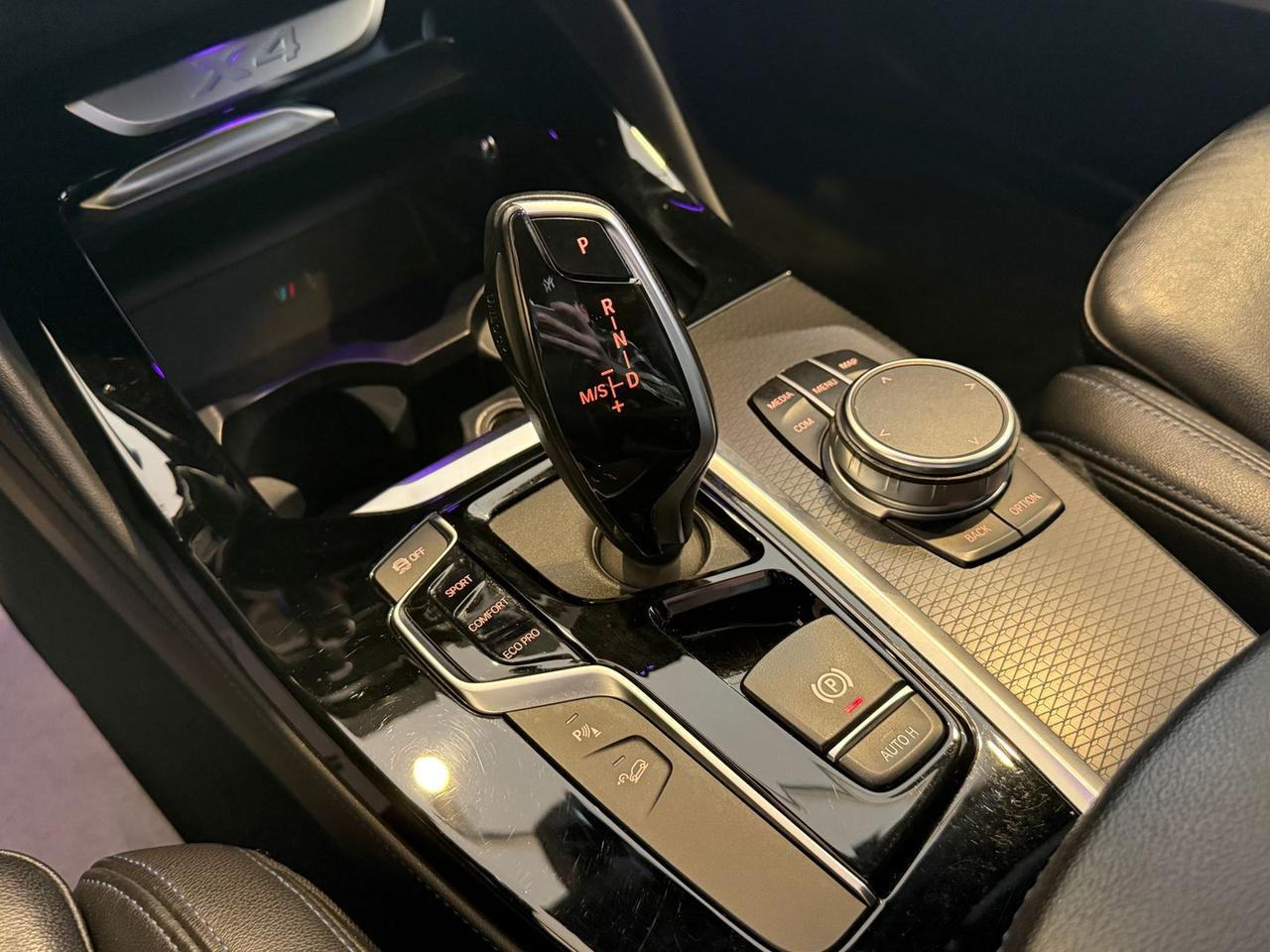 Bmw X4 M Sport 20 d #9746