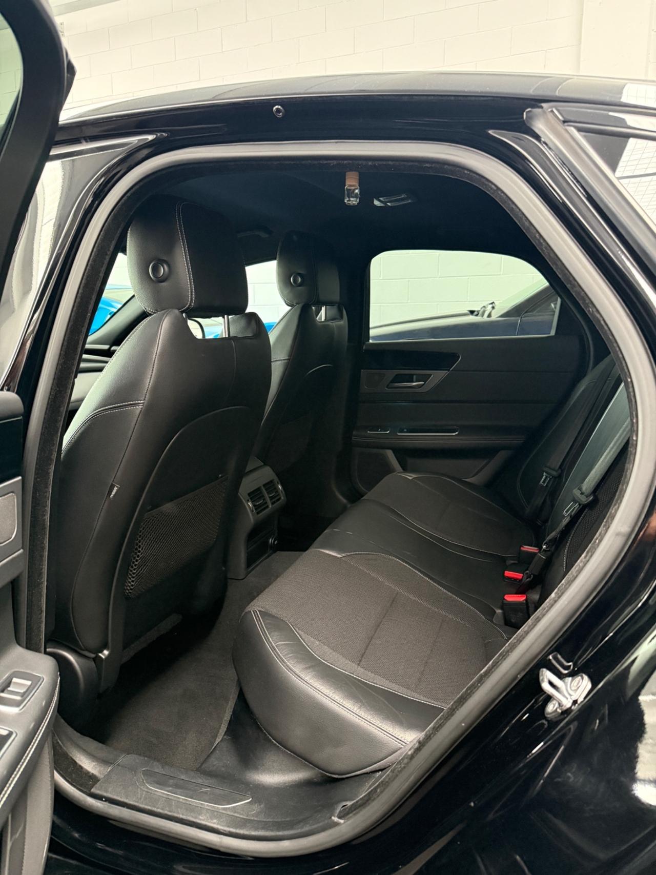 Jaguar XF 2.0 D 180 CV aut. R-Sport