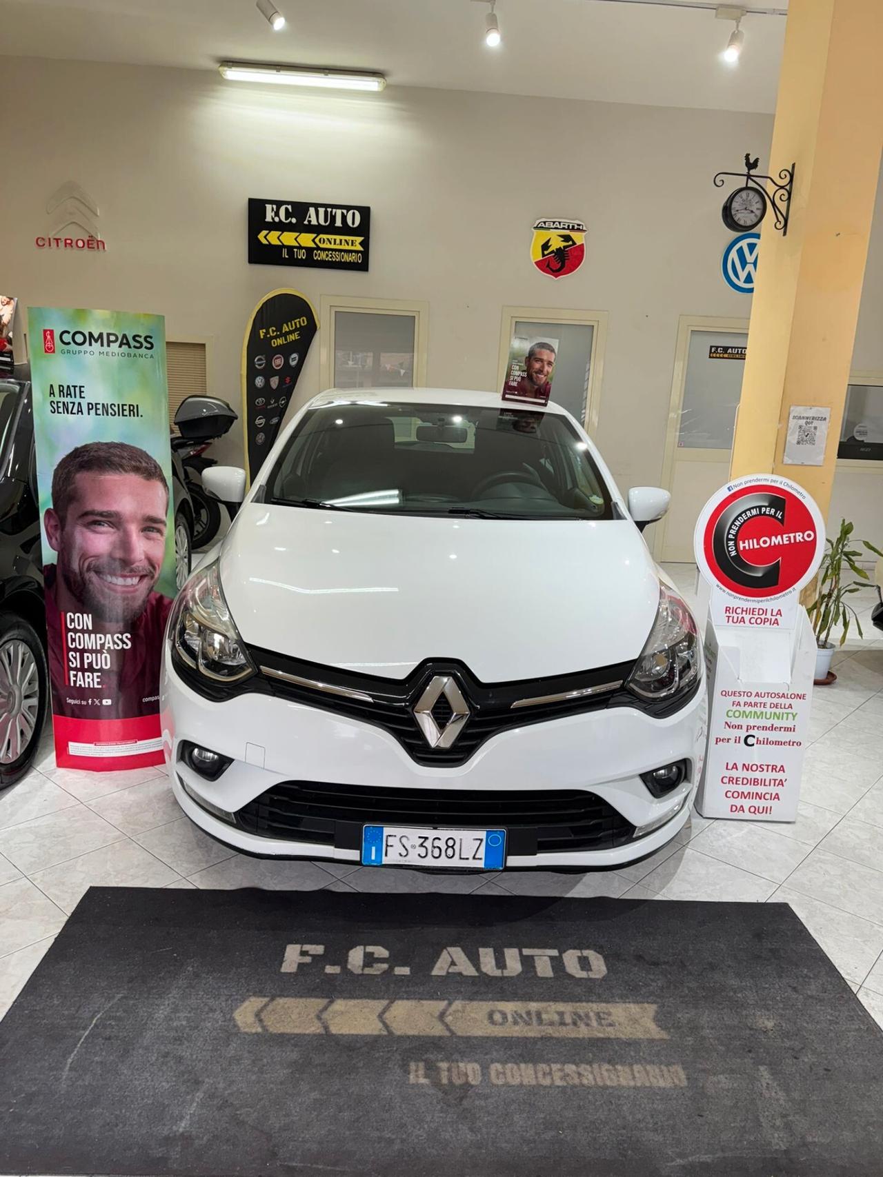 Renault Clio dCi 8V 75 CV 5 porte Moschino Intens