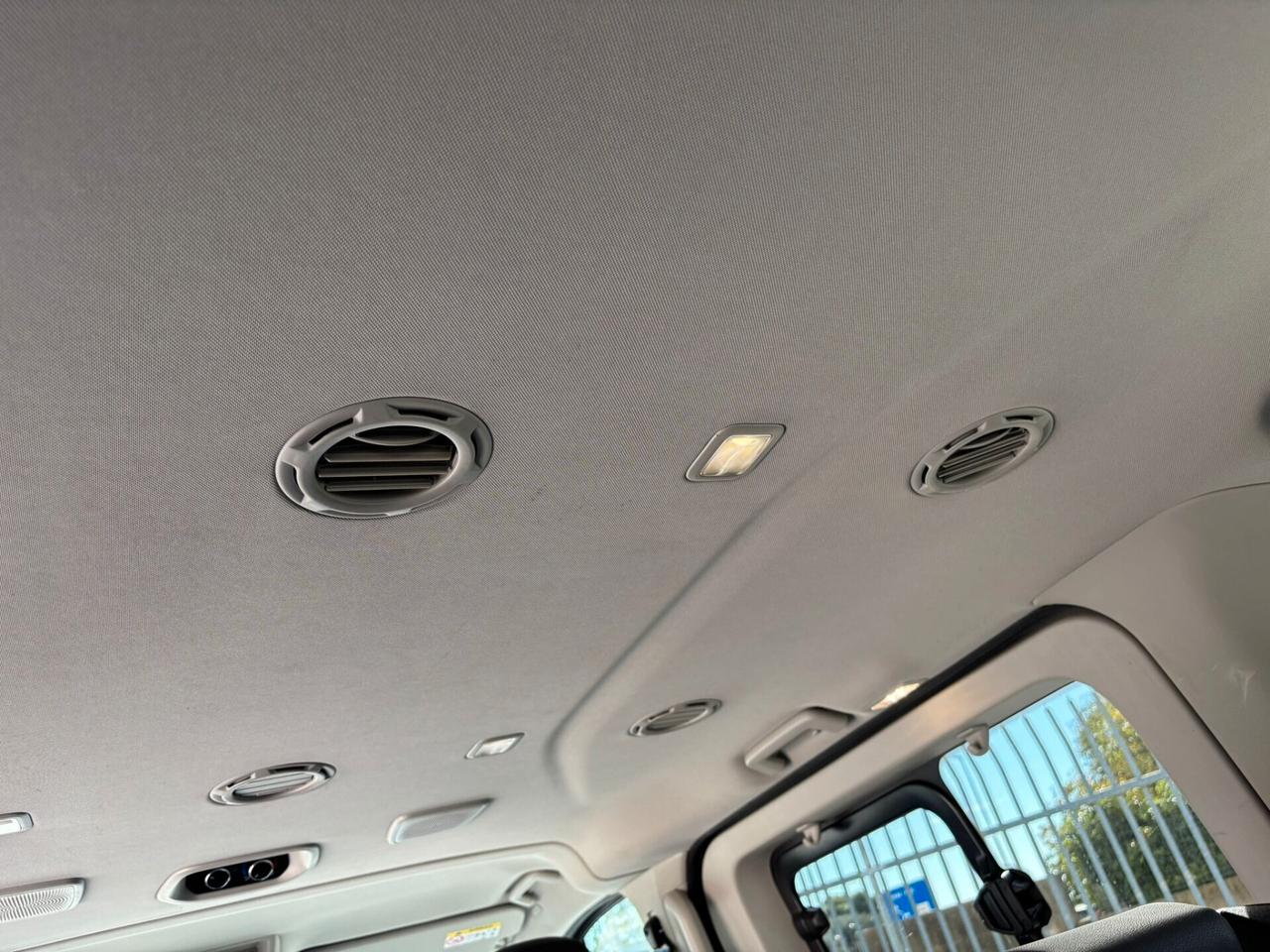 FORD TOURNEO CUSTOM 2.0d 185CV TITANIUM X