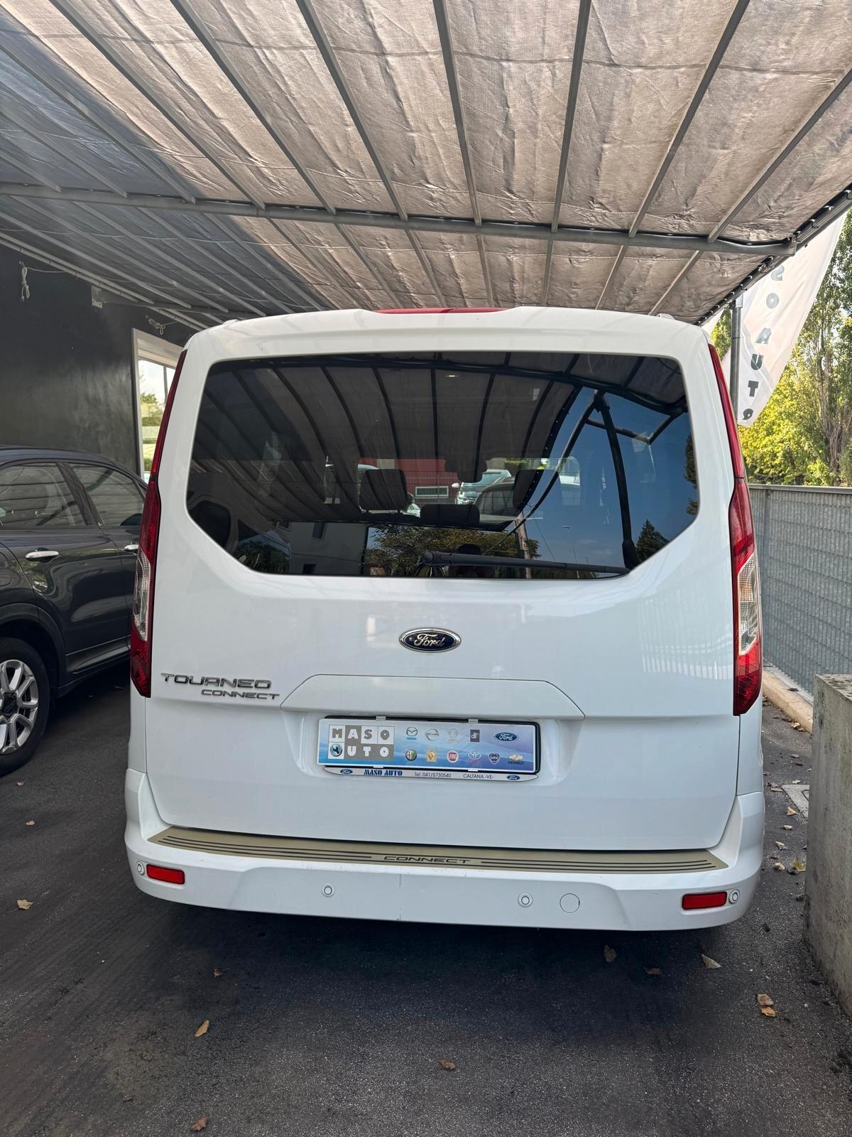 Ford Tourneo Connect 1.6 TDCi 115 CV Titanium