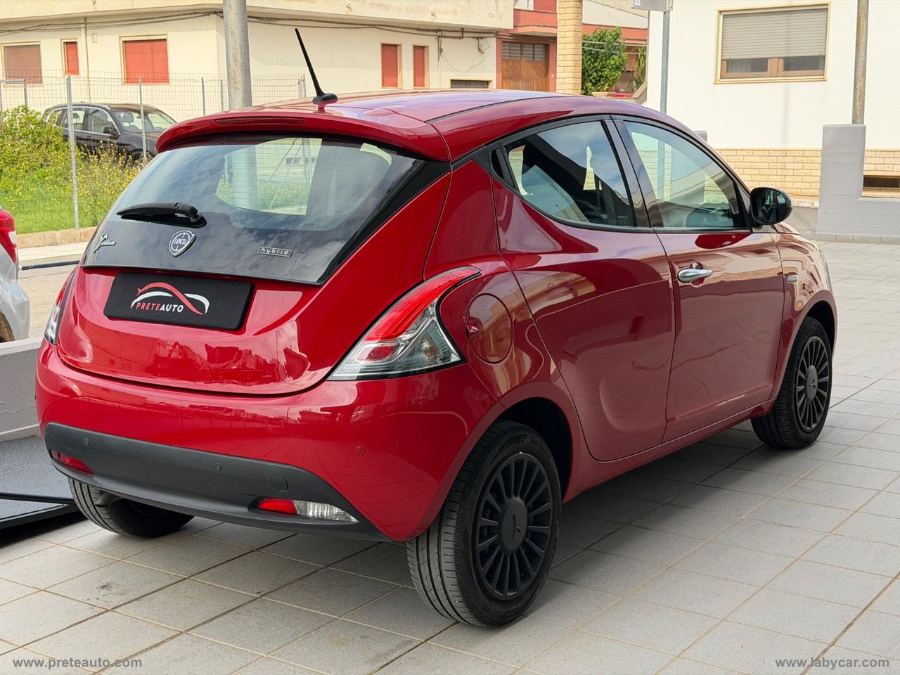 LANCIA Ypsilon 1.0 FireFly 5pS&S Hyb. Eco Silv.