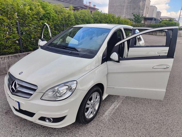 MERCEDES-BENZ B 180 BENZINA Executive ( GARANZIA )