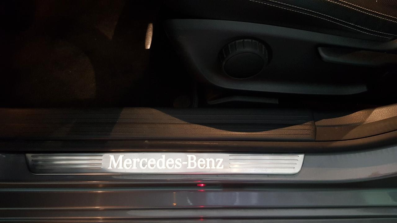 Mercedes-benz CLA 180 BLACK LINE UNI PRO!!!