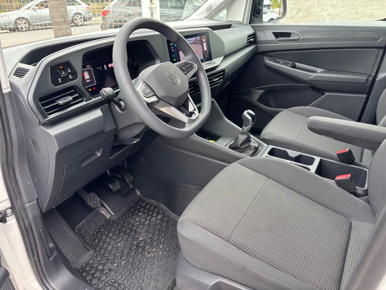 VW CADDY 2.0TDI 75CV 2025 2.000KM FULL OPTIONAL