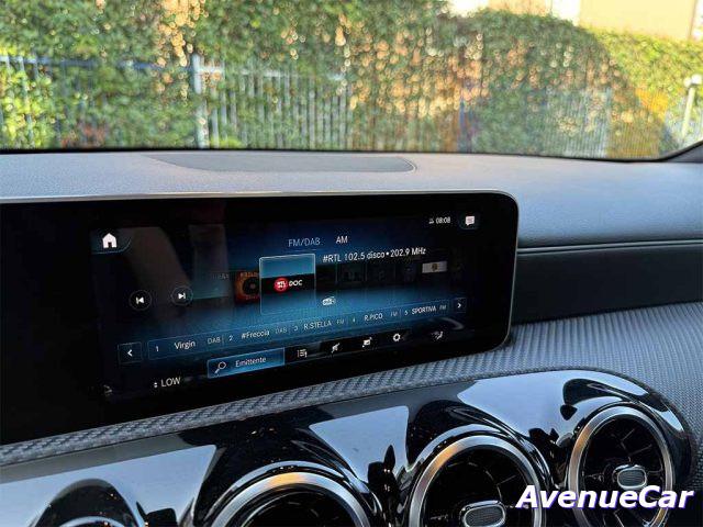 MERCEDES-BENZ CLA 180 d Coupe TELECAMERA POST CERCHI 19' AMG IVA ESPOSTA