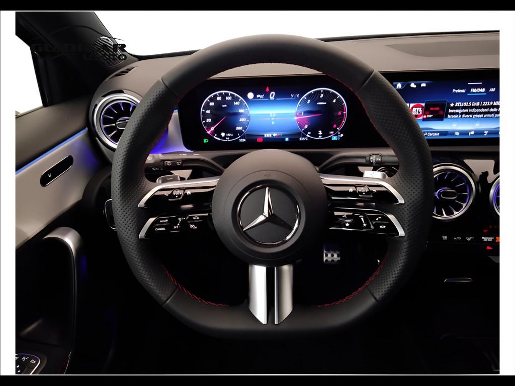 Mercedes-Benz Classe A - W177 2023 - A 180 d AMG Line Advanced Plus auto