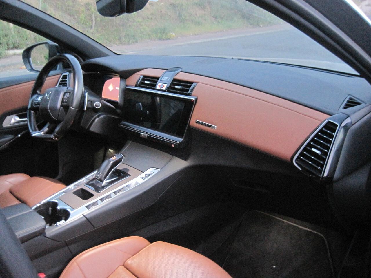 Ds 7 Crossback 2.0 Blue Hdi 180 EAT8 OPERA