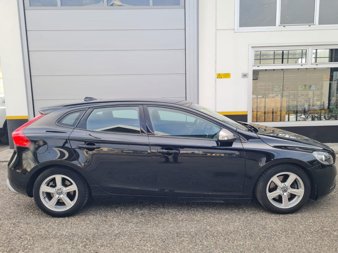 Volvo V40 D2 Business