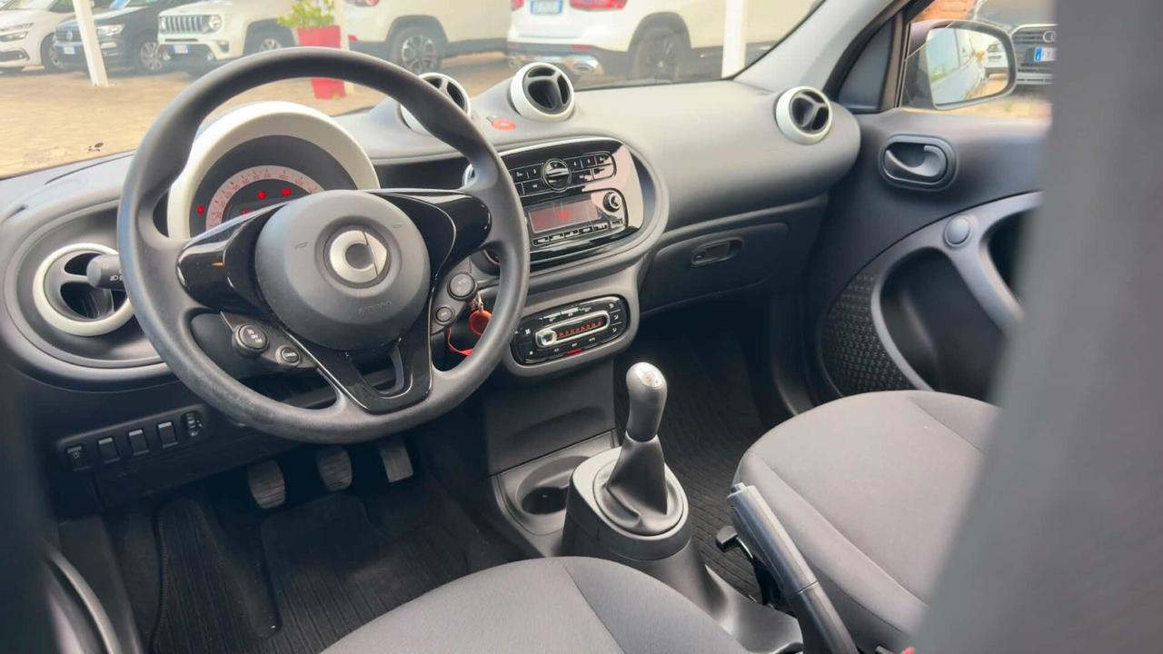 Smart ForFour 70 1.0 Youngster