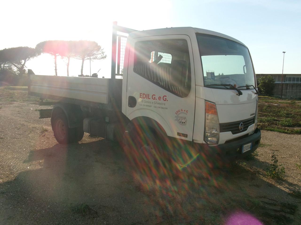 Nissan Cabstar 35-13 2.5 130CV E4 RIBALTABILE TRILAT **MOTORE ROTTO**